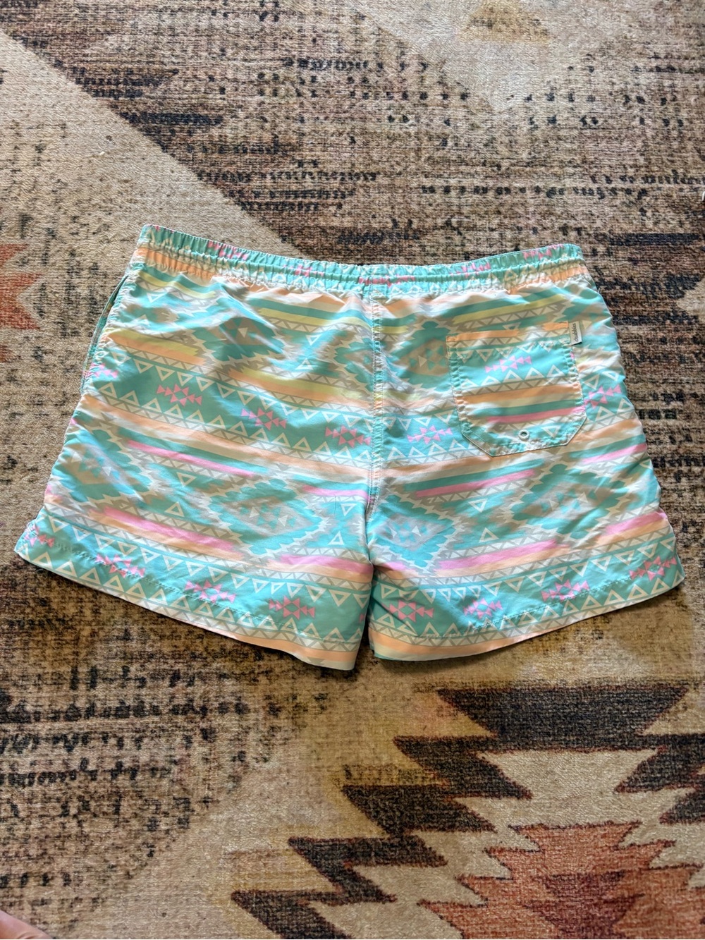 Chubbies Men’s Aztec Print Swim Shorts Size Large - Picture 6 of 7